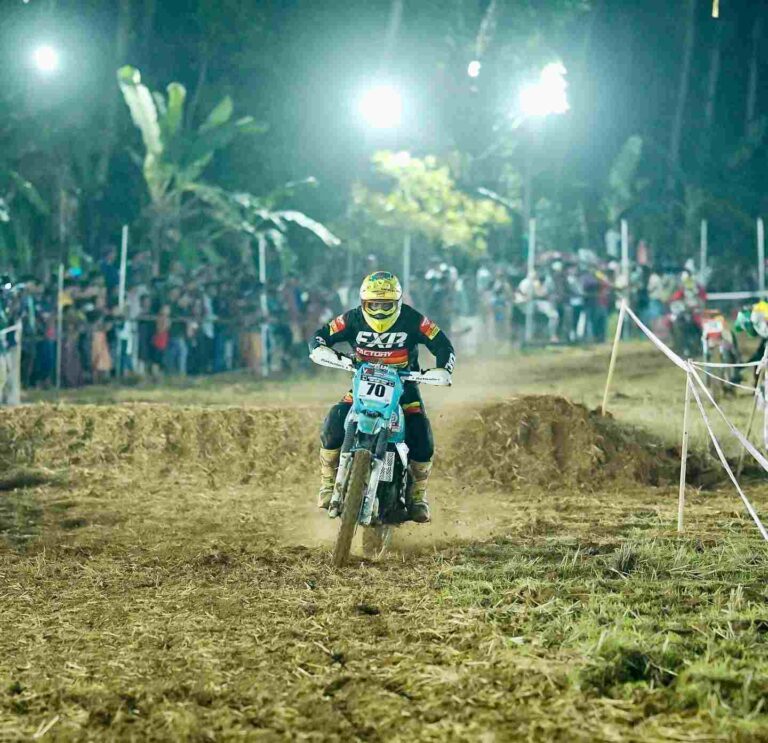 V12Kakkoor Kalavayal Dirt Race 2023