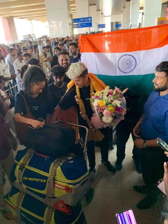 Harith Noah received warm welcome at Cochin International Airport