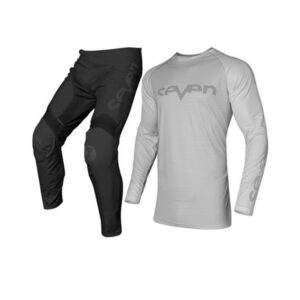 Seven MX Zero Kit Combo Black& White 32 Size